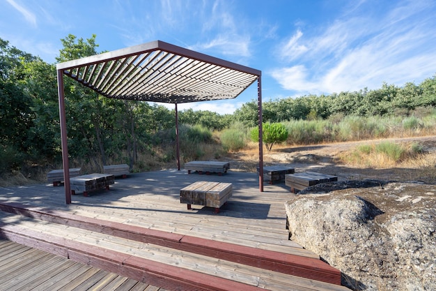 Ile kosztuje pergola - ceny na rynku i od czego zależą?