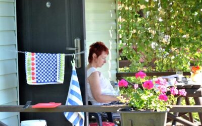 Jak zamontować pergolę na balkonie i stworzyć zielony zakątek?