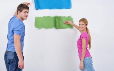 Tapetowanie na farbę – czy to możliwe i bezpieczne?