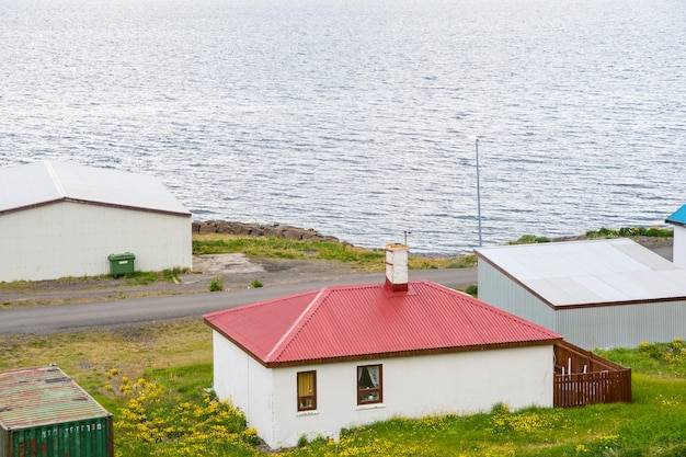 Ile litrów wody można zebrać z dachu podczas deszczu?