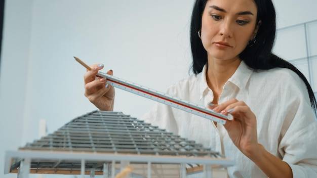 Ile zapłacimy za wynajem szalunków stropowych?