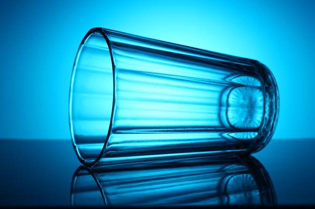 Jak dobrać odpowiednią lampę UV do oczka wodnego?